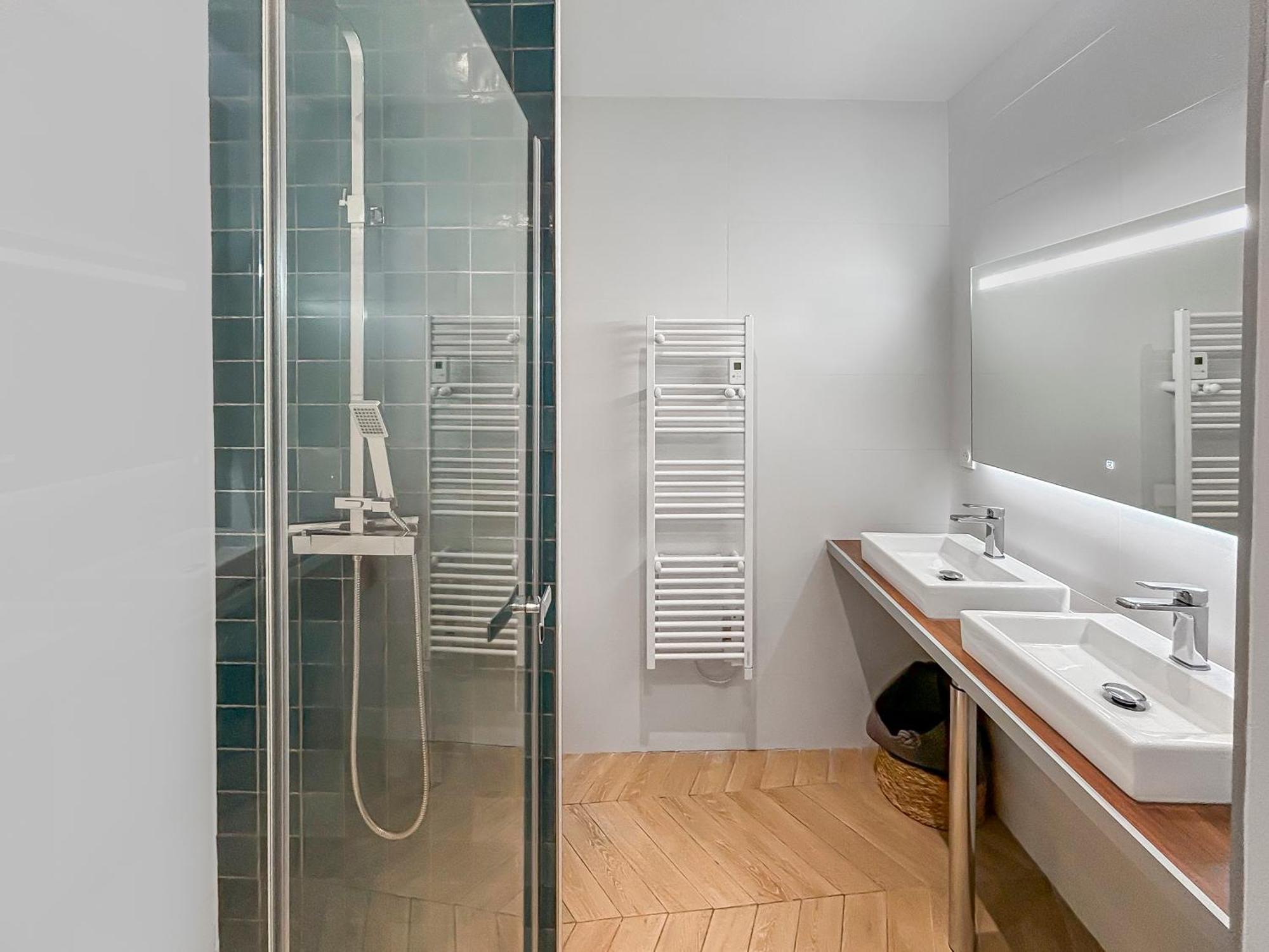 Hebergements Modernes & Cosy A Arles T3 Et T2 Elegants מראה חיצוני תמונה