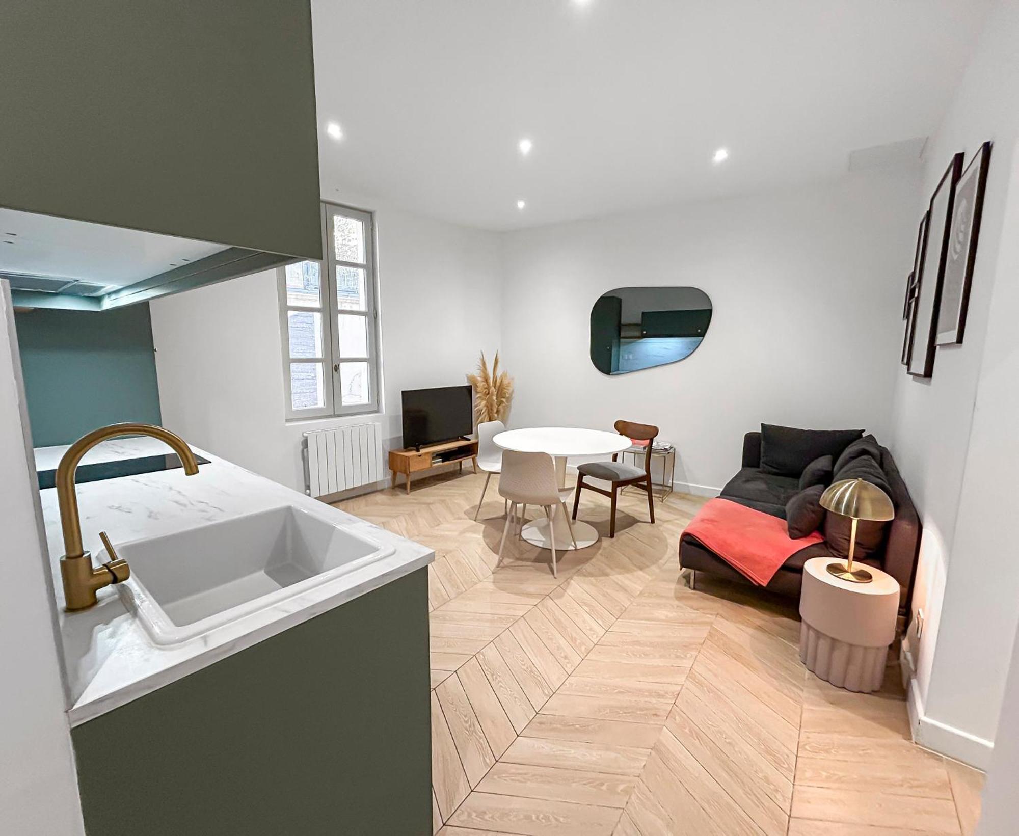 Hebergements Modernes & Cosy A Arles T3 Et T2 Elegants מראה חיצוני תמונה